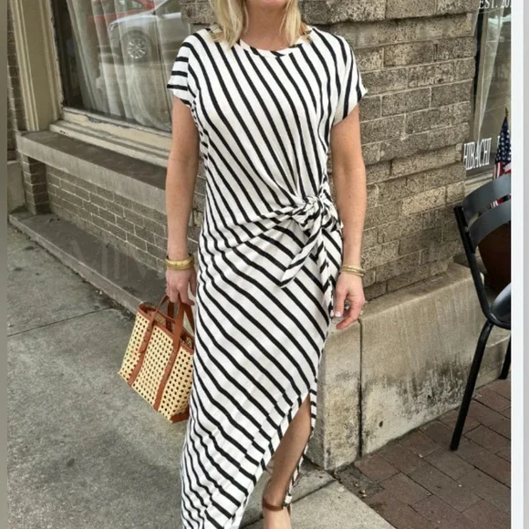 Compania Fantastica Striped Black and White Maxi Dress New L - Picture 3 of 4